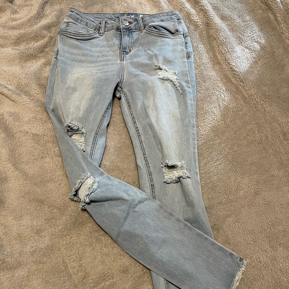 Refuge Rio Mid Rise Push up 5 Jean